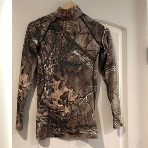 Women’s Real Tree/Under Armour camo top